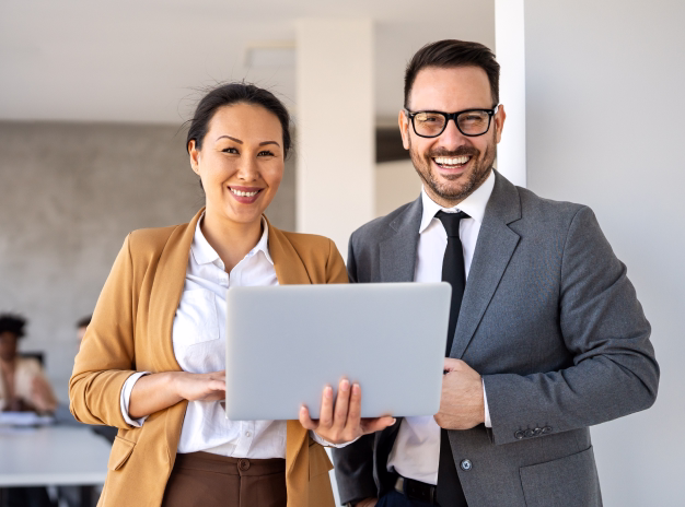 Equity Taxation advisor with client